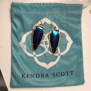 Kendra Scott Arrowhead Earrings